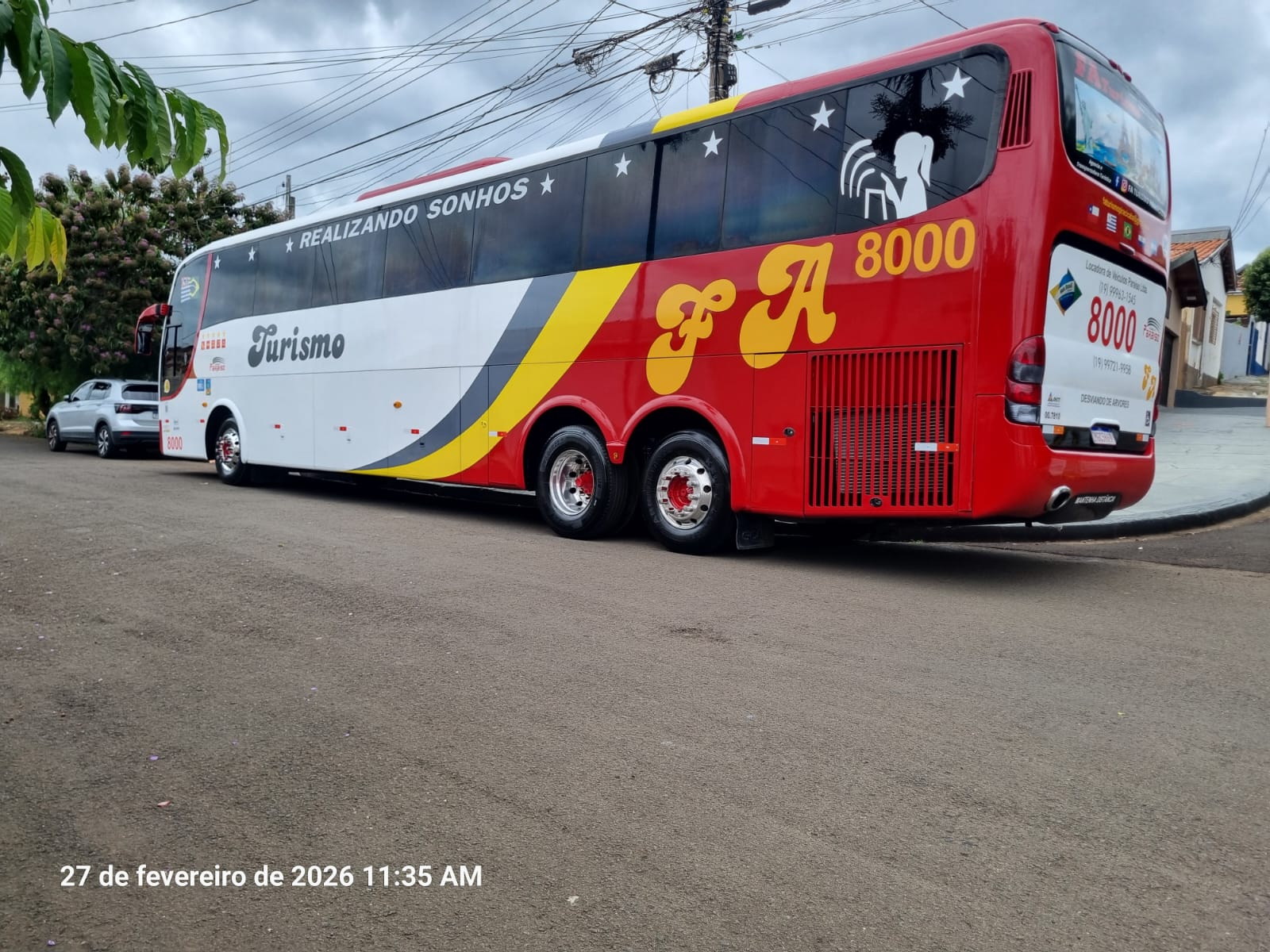 Ônibus da Faturismo a caminho de mais uma viagem